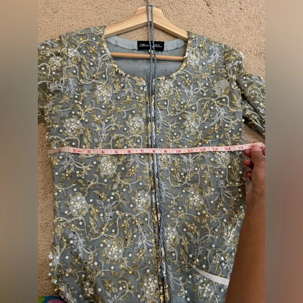 Fatima khan EMBROIDERED SILVER GREY shalwar kameez - Picture 12 of 13